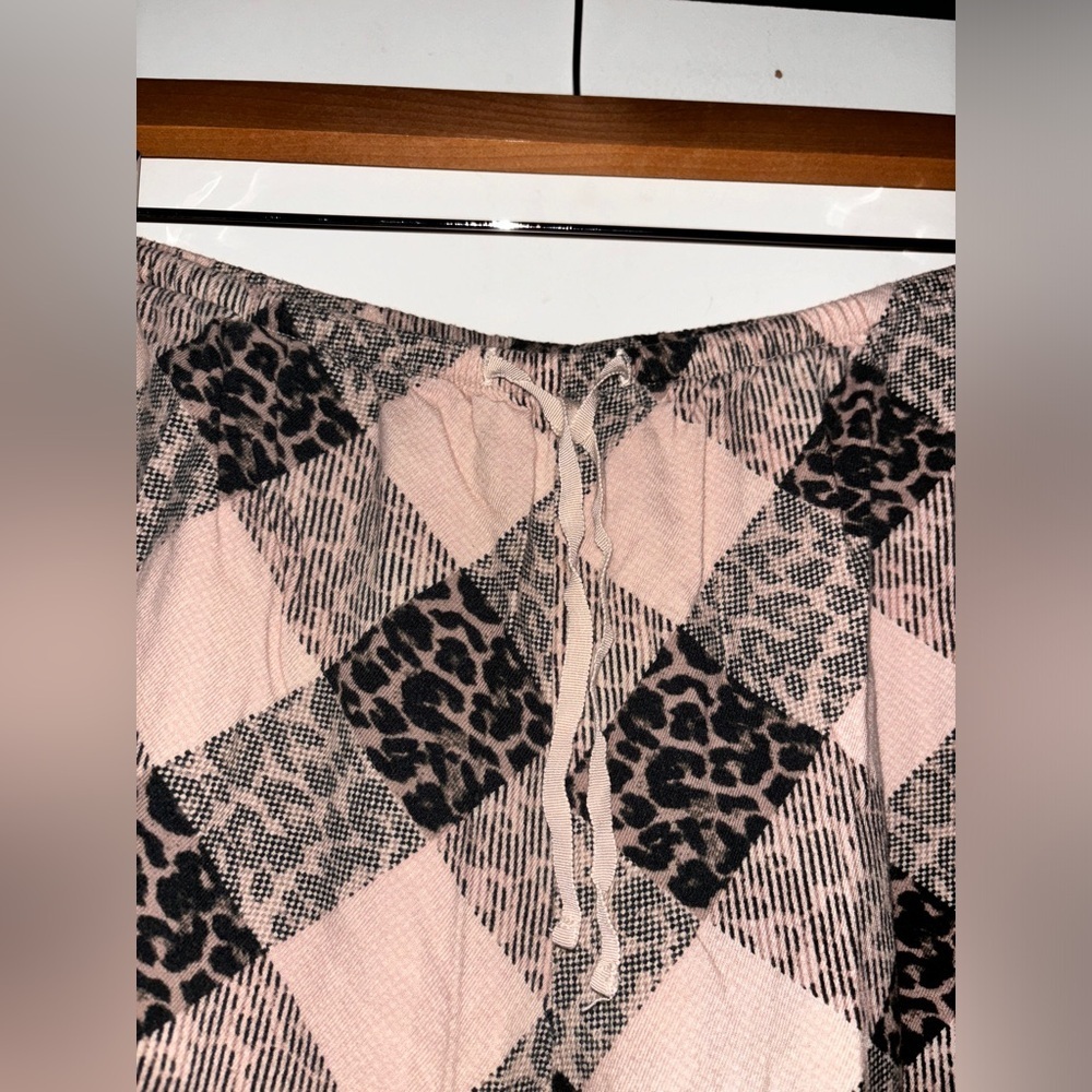 Victoria's Secret Women S Black Pink Plaid Animal Flannel 2pcs Pajama Lounge - Picture 13 of 14